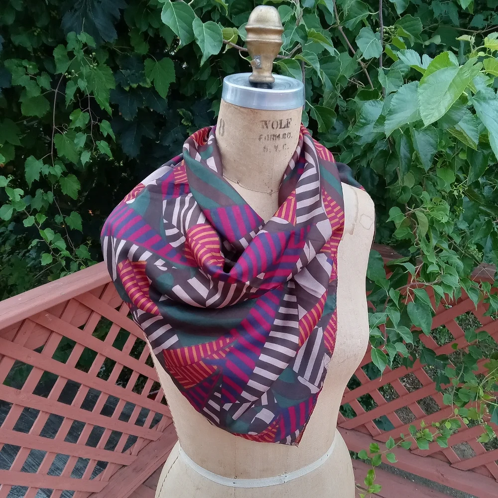 NWOT 100% Silk Scarf by Washington Gallery